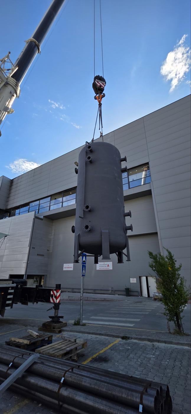 Punime instalimi në çatinë e Albi Mall